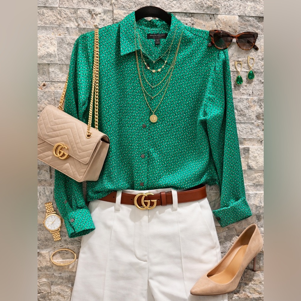 Banana Republic Green Geometric Button Down Shirt woman size‎ S